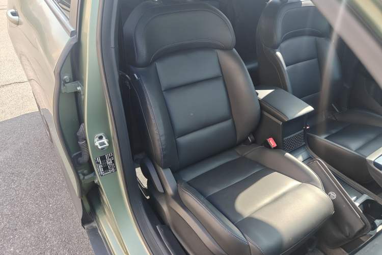 Used MG 4 EV 2022 425 km Luxury Edition