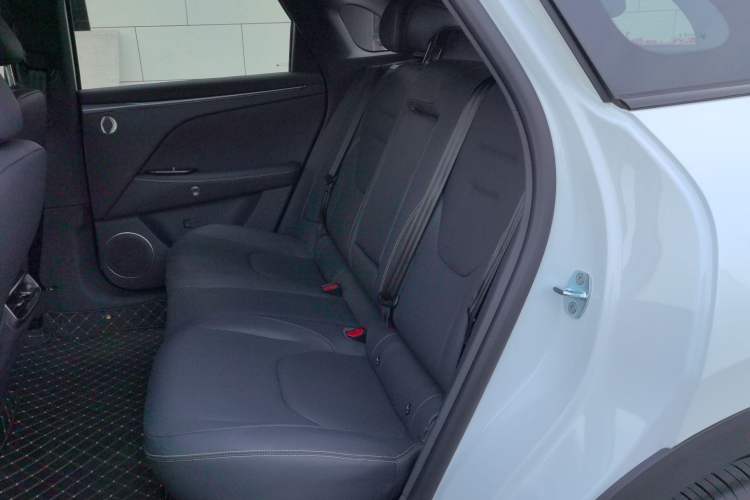 Used ARCFOX Alpha T5 2026 Model Pure Electric 560 Intelligent Enjoyment Version