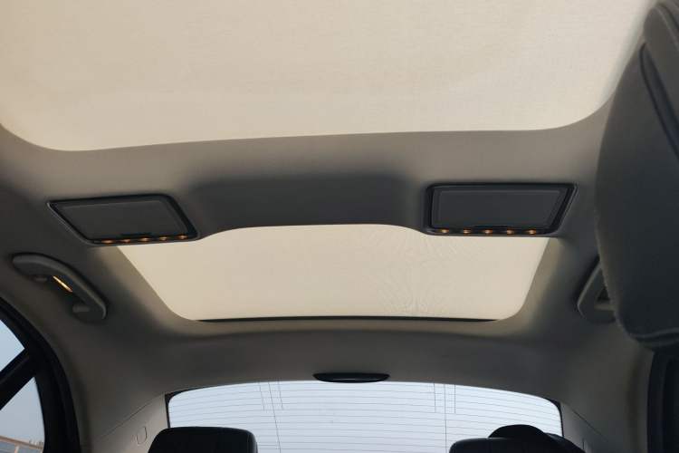 Used Mercedes-Benz C-Class 2017 Facelift C 200 L Sport Edition