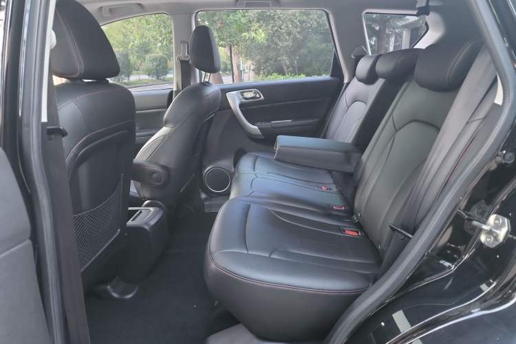 Used Haval H6 2016 Upgraded Model 1.5T Manual Two-Wheel Drive Elite Version