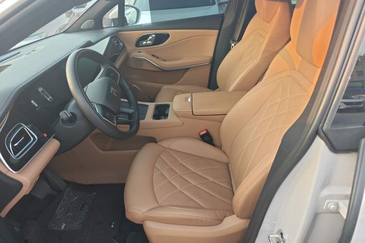 Used Rising R7 2025 Model Advanced Edition