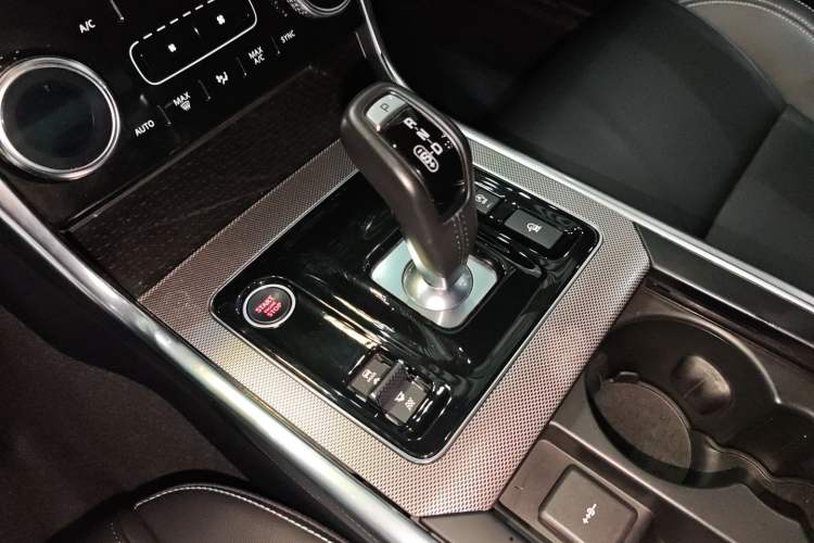 Used Jaguar XEL 2022 2.0T 200PS R-DYNAMIC Youth Sport Edition