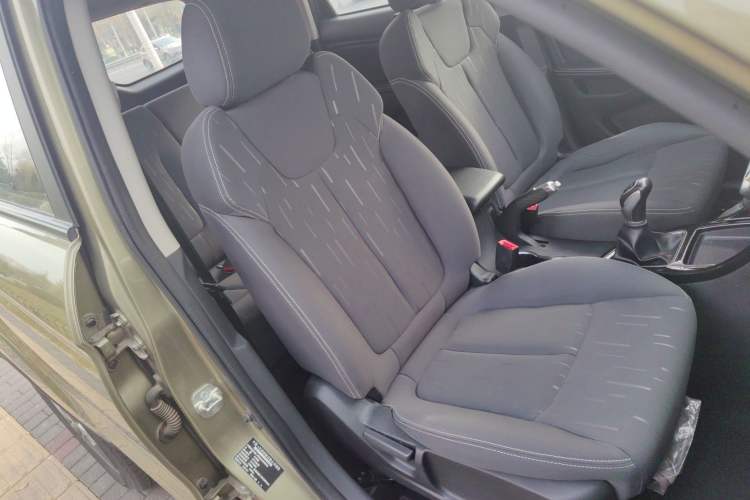 Used Land X2 2017 1.6L Manual Jingrui Edition
