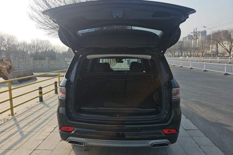 Used Jeep Commander PHEV 2020 2.0T Plug-in Hybrid Enjoyment Version
