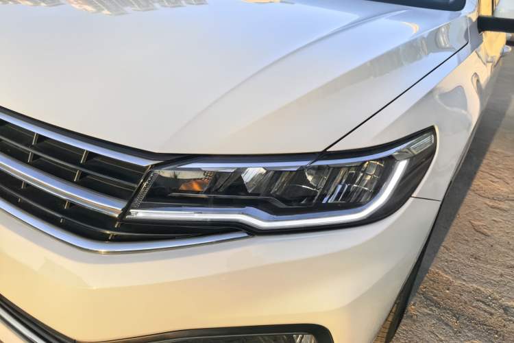 Used Volkswagen Bora 2019 1.5L Manual Comfort Version
