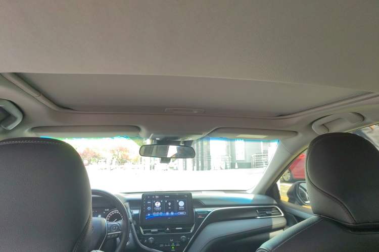 Used Toyota Camry 2021 2.0G Luxury Edition
