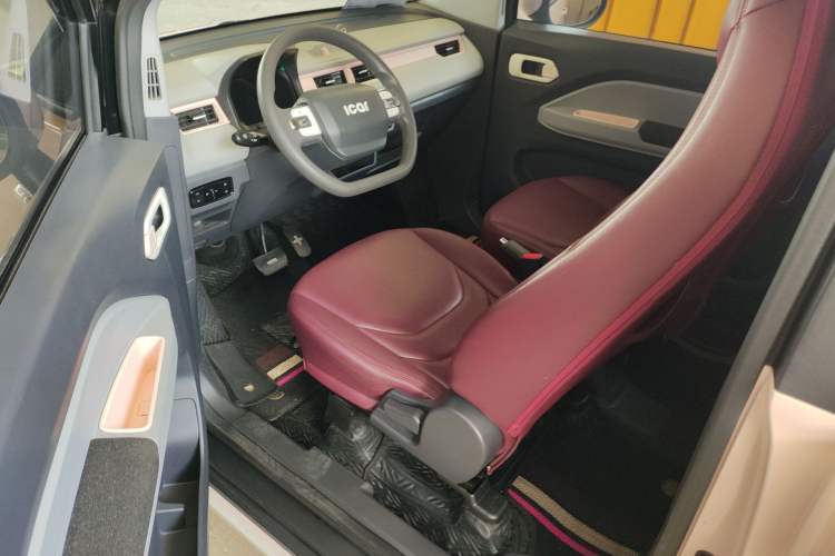 Used Chery QQ Ice Cream 2022 170km Sundae Phosphate Lithium-Ion