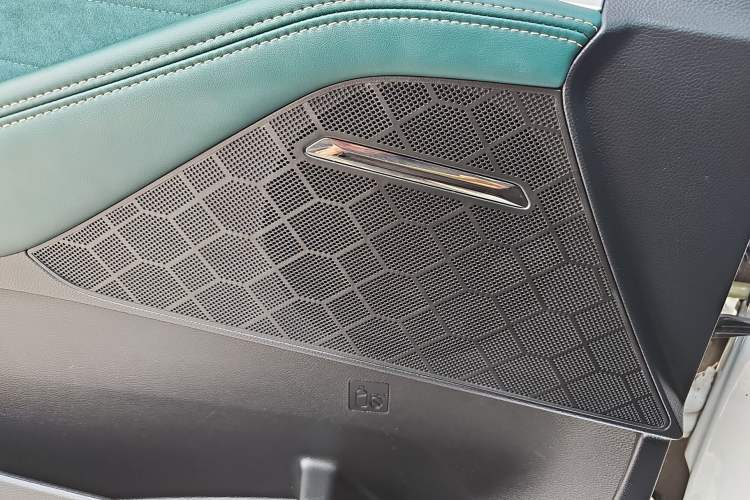 Used GAC Trumpchi GS8 2024 Dual-Motor Series 2.0TM Two-Wheel Drive Premium Edition Interior 8