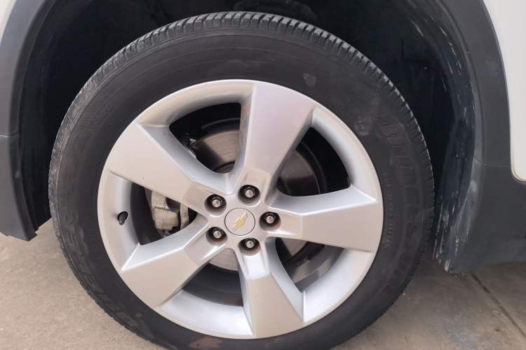 Used Chevrolet Trax 2014 1.4T Automatic Two-Wheel Drive Comfort Version Exterior 5