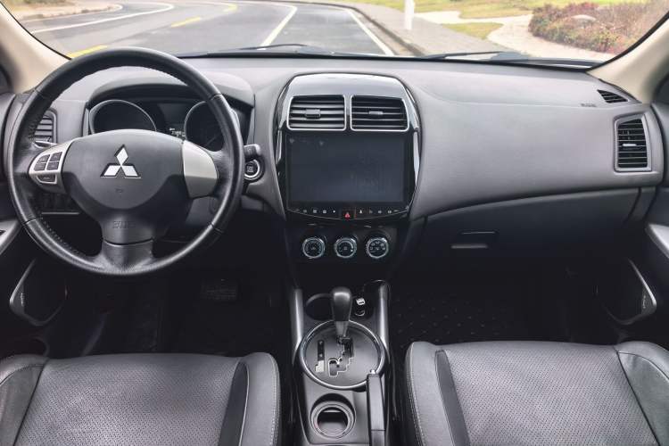 Used Mitsubishi ASX 2018 2.0L CVT Two-Wheel Drive Deluxe Edition