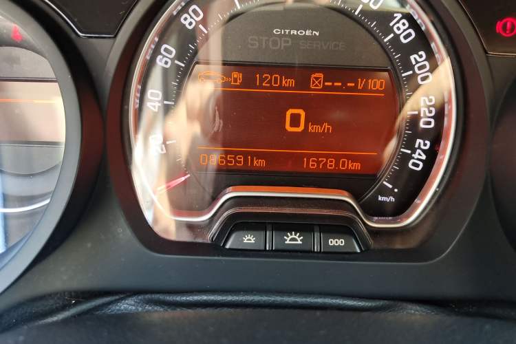 Used Citroen C5 2013 2.0L Automatic Luxury Model
