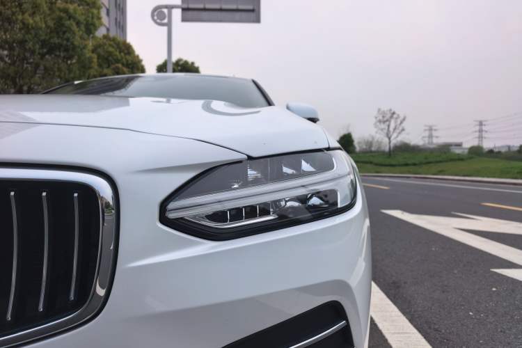 Used Volvo S90 2020 T5 Zhiyi Luxury Edition
