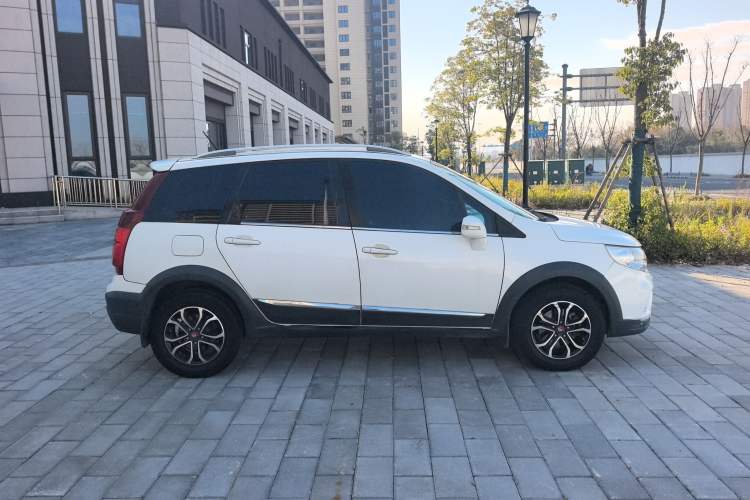 Used FORTHING Joyear X3 2017 1.5L Manual Comfort Model