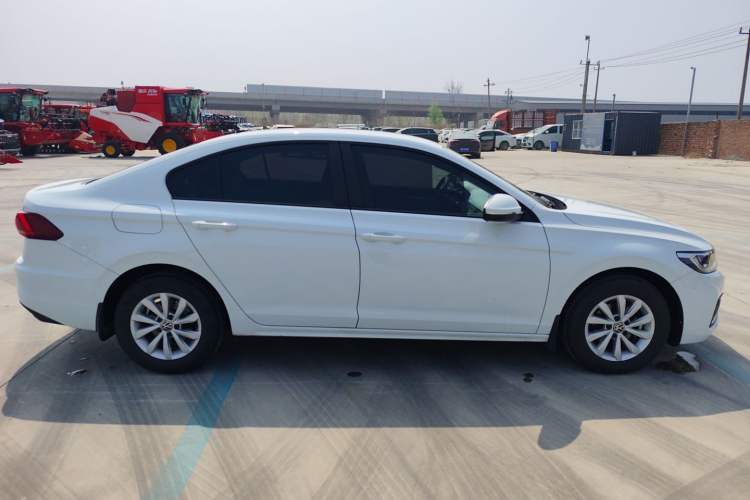 Used Volkswagen Bora 2021 1.5L Automatic Fashionable Smart Connectivity Version Exterior 5