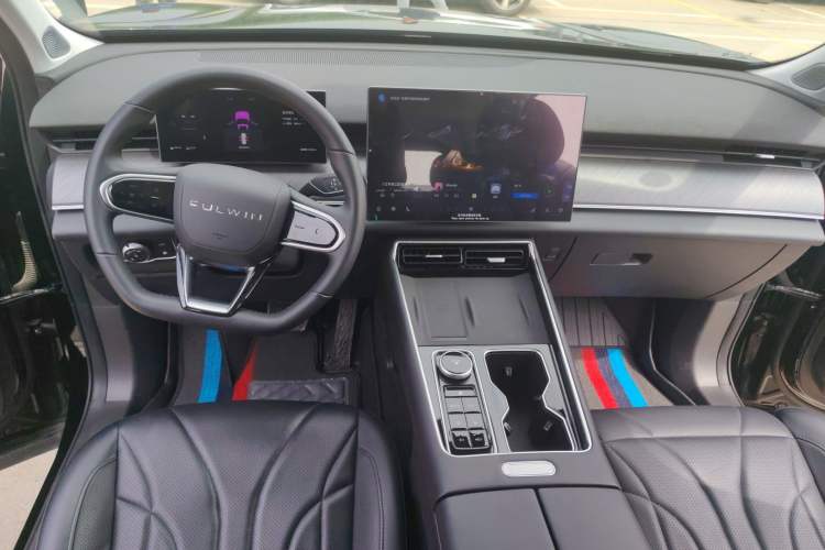 Used Chery Fengyun T9 2024 120 Long-Range Luxury Version 5 Seats Ternary Lithium Interior 3