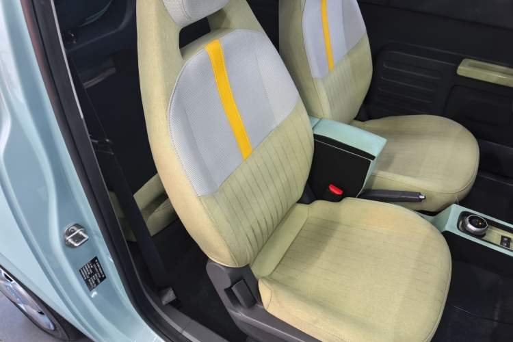 Used Geely Galaxy Panda 2023 Panda Mini 200km Endurance Bear