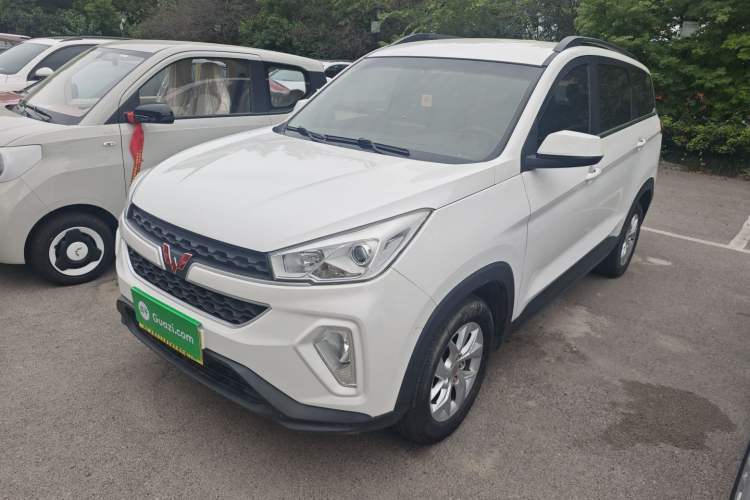 Used Wuling Hongguang S3 2018 1.5L Manual Comfort Model China V Standard