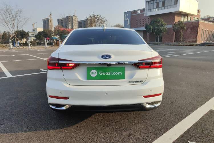 Used Ford Escort 2021 1.5L Automatic Diamond Edition