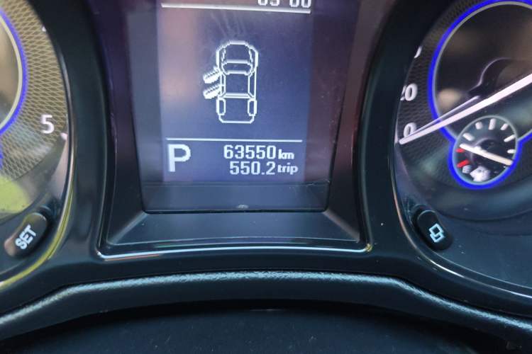 Used JMC Yuhu 7 2020 2.0T Diesel Automatic 2WD Comfort Plus Long Wheelbase China VI Emission Standard JX4D20A6L