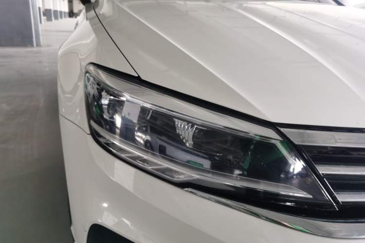 Used Volkswagen Lamando 2019 280TSI DSG Comfort Edition China V Standard Exterior 4