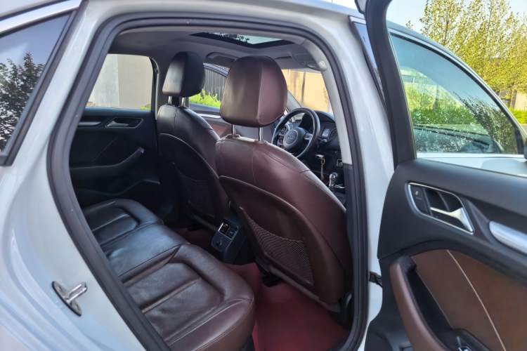 Used Audi A3 2014 Limousine 35 TFSI Automatic Comfort Model