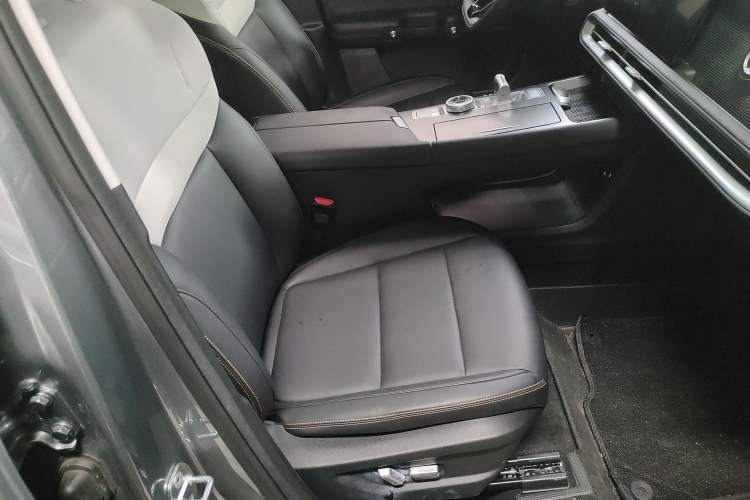 Used BAIC Off-Road BJ30 2024 1.5T Light Wilderness Pro Edition
