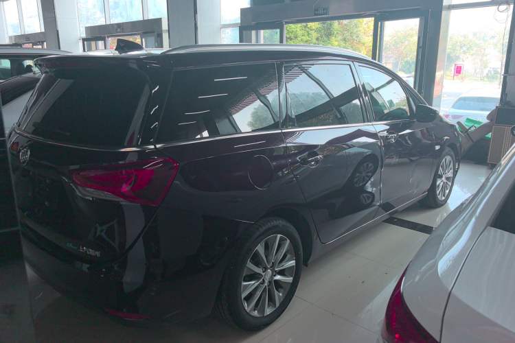 Used Buick GL6 2021 323T Mild Hybrid Connect Luxury Model
