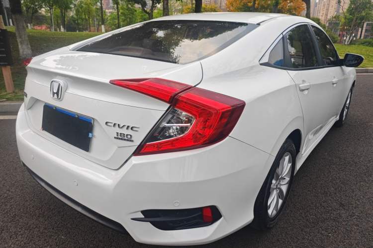 Used Honda Civic 2016 180TURBO CVT Comfort Version