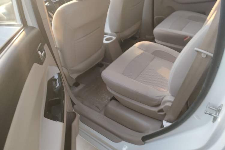 Used Karry K50 2015 1.5L Manual Base Version
