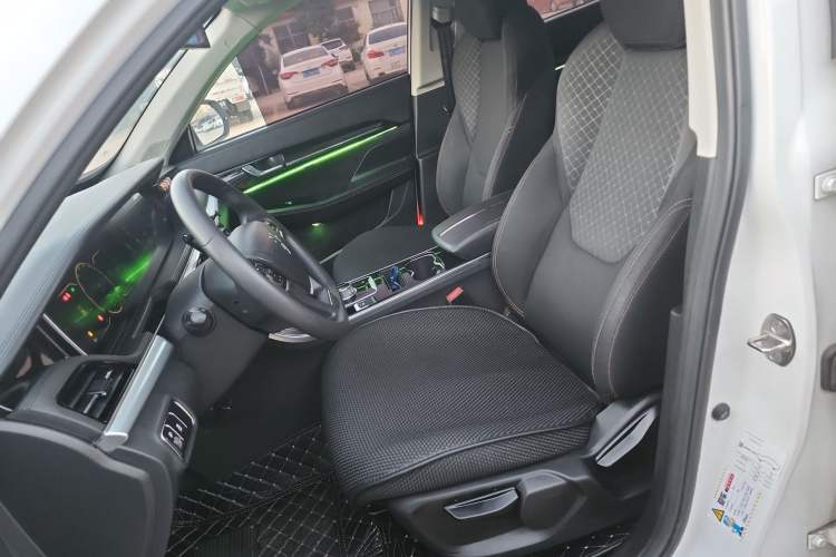 Used DORCEN G60S 2019 1.5T Automatic Luxury Version China VI Standard