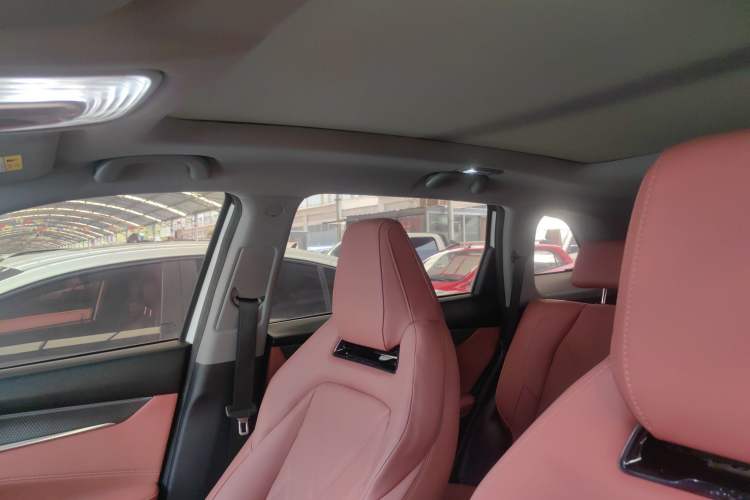 Used CHANGAN CS75 PLUS 2023 3rd Generation 1.5T Automatic Prestige Model Headliner