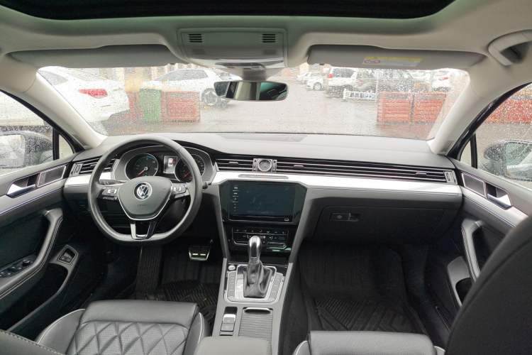 Used Volkswagen Magotan GTE Plug-in Hybrid 2020 GTE Prestige Model