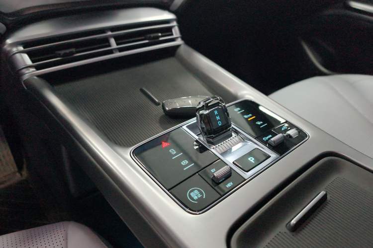 Used BYD Seal 2023 DM-i 1.5L 121km Elite Model