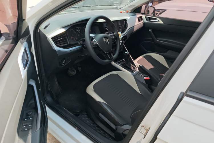 Used Volkswagen Polo 2019 Plus 1.5L Automatic Colorful Technology Edition Interior 1