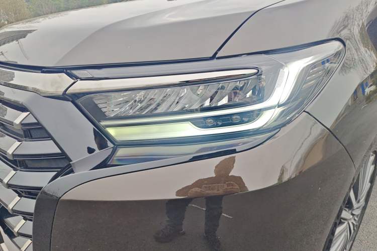 Used Honda Elysion 2022 2.0L eHEV Luxury First Edition
