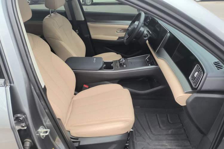 Used BYD Song Pro New Energy 2025 Second-Generation Intelligent Driving Version DM-i 115KM Superior Trim Right Front Seat