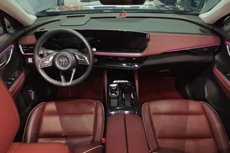 Used Buick Envision 2025 Encore Plus 28T Two-Wheel-Drive Platinum Edition Interior 6