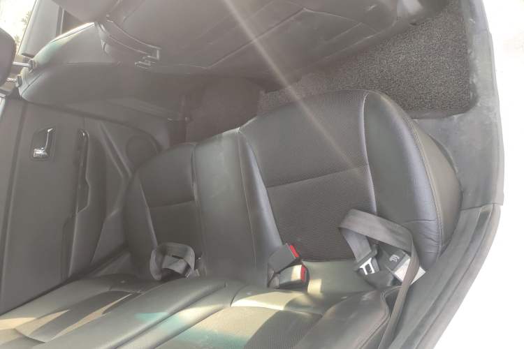 Used Kia K2 2012 Hatchback 1.6L AT Premium