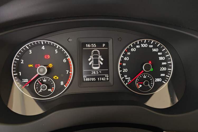 Used Volkswagen Sagitar 2014 1.4TSI Automatic Luxury Model