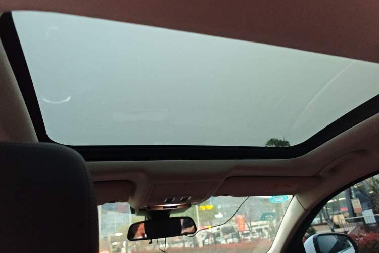 Used Jaguar XE 2017 2.0T 200 PS R-Sport
