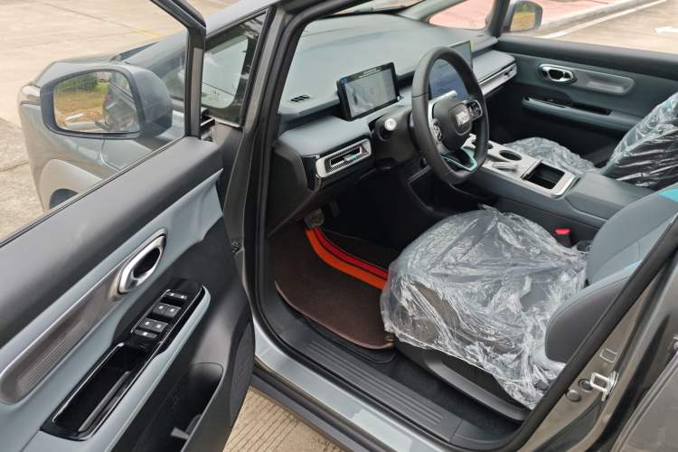 Used AION Y 2023 Plus 610 Enjoy Edition
