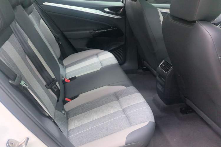 Used Volkswagen ID.4 CROZZ 2025 Pure Edition Interior 1