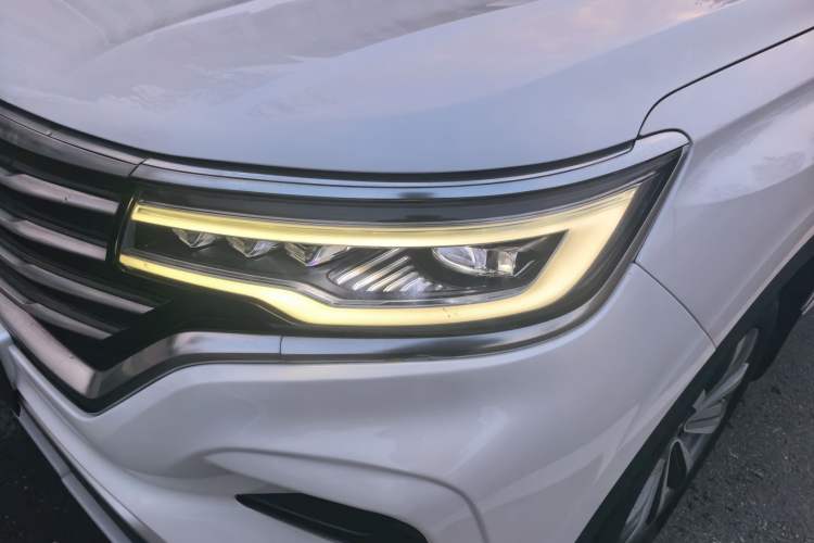 Used Roewe RX5 MAX 2019 300TGI Automatic 4G Connect Luxury Edition Exterior 6