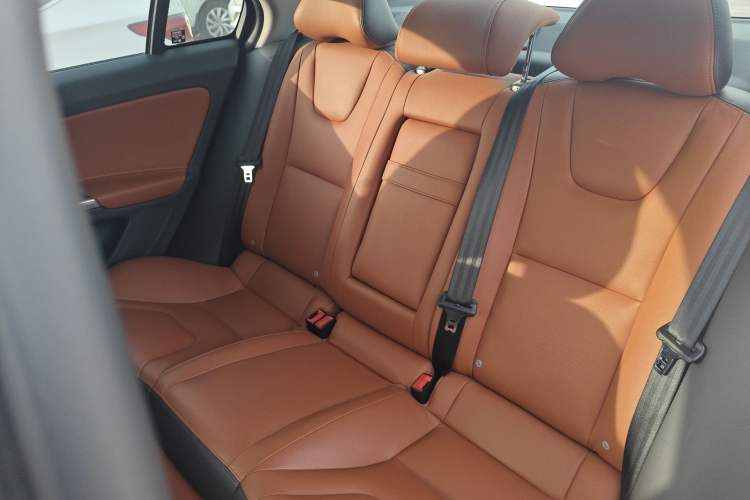 Used Volvo S60 2018 S60L T3 Smart Progress Edition Left Rear Seat