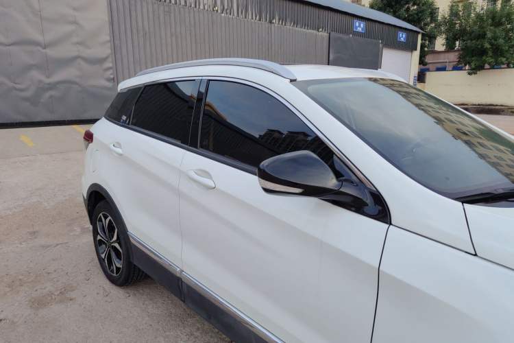 Used BAIC Beijing X5 2019 1.5T Manual Elite Edition China VI
