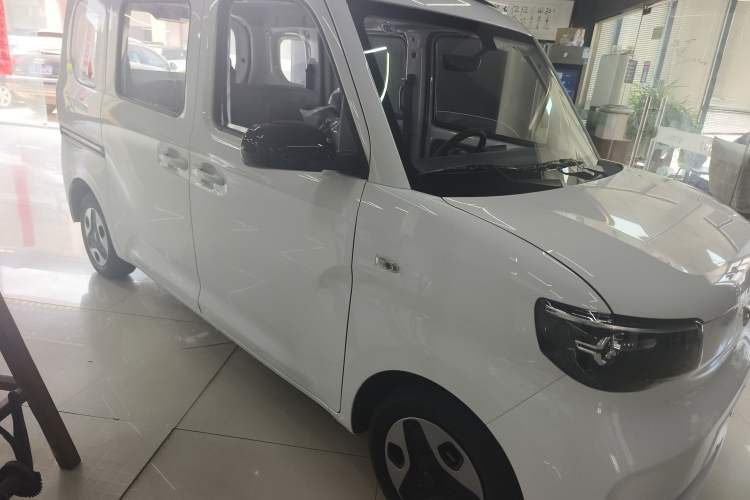 Used Wuling Zhiguang New Energy 2025 Comfort Model