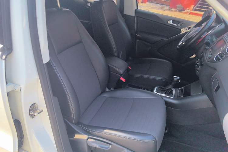 Used Volkswagen Tiguan L 2017 300TSI Automatic Two-Wheel Drive Silk Road Luxury Edition