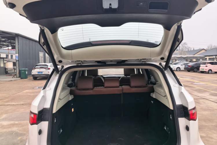 Used Zotye T700 2017 1.8T Dual-Clutch Prestige Model