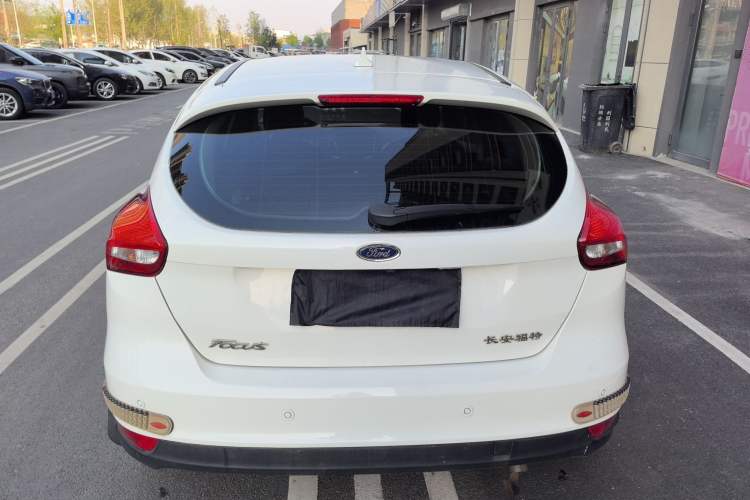 Used Ford Focus 2018 Hatchback Classic 1.6L Automatic Trendy SmartDrive Edition Rear