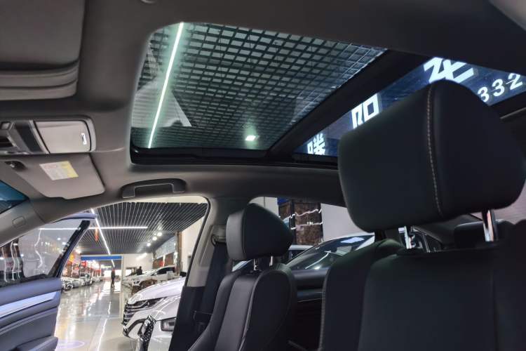 Used Honda Inspire 2019 260TURBO Elegant Edition China VI Emission Standard Headliner